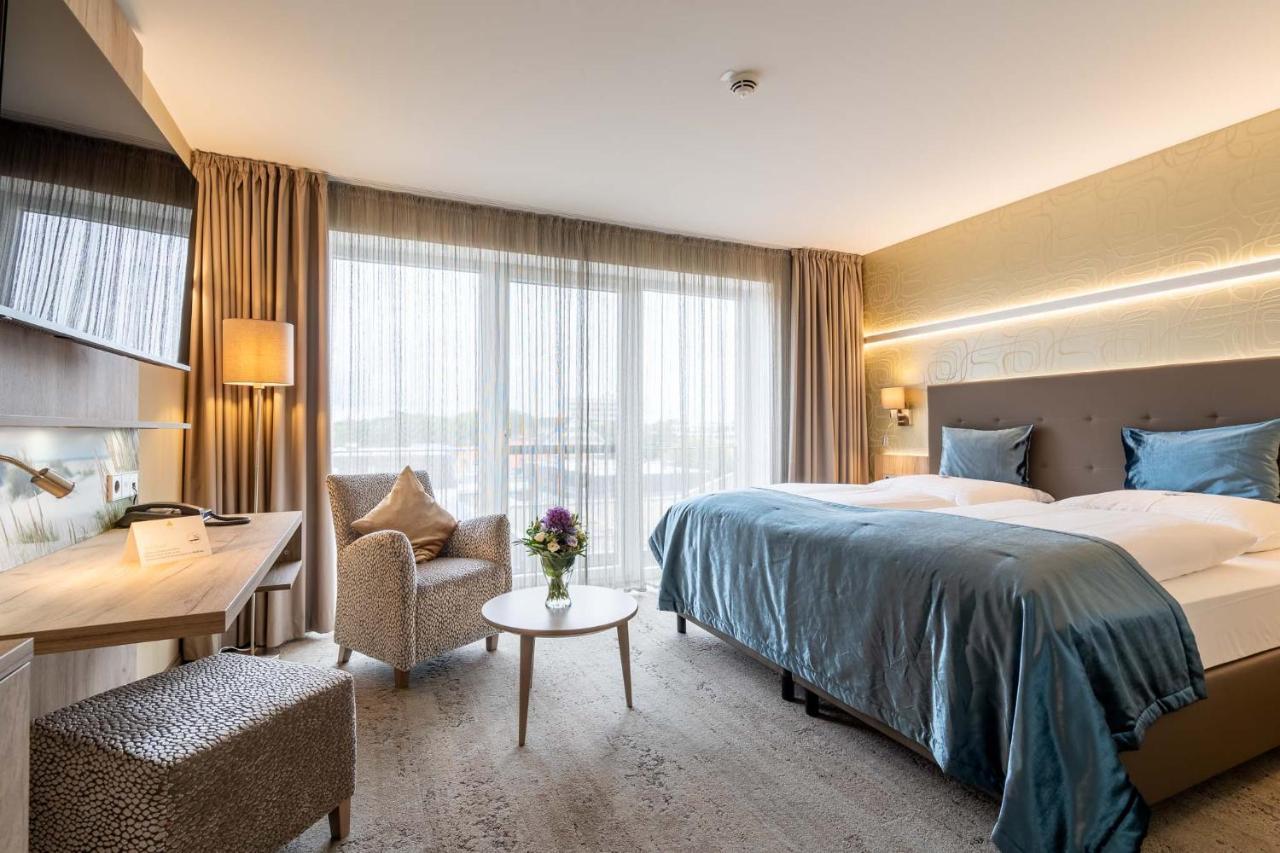 Ambassador Hotel & Spa سانكت بيتر اوردنغ المظهر الخارجي الصورة